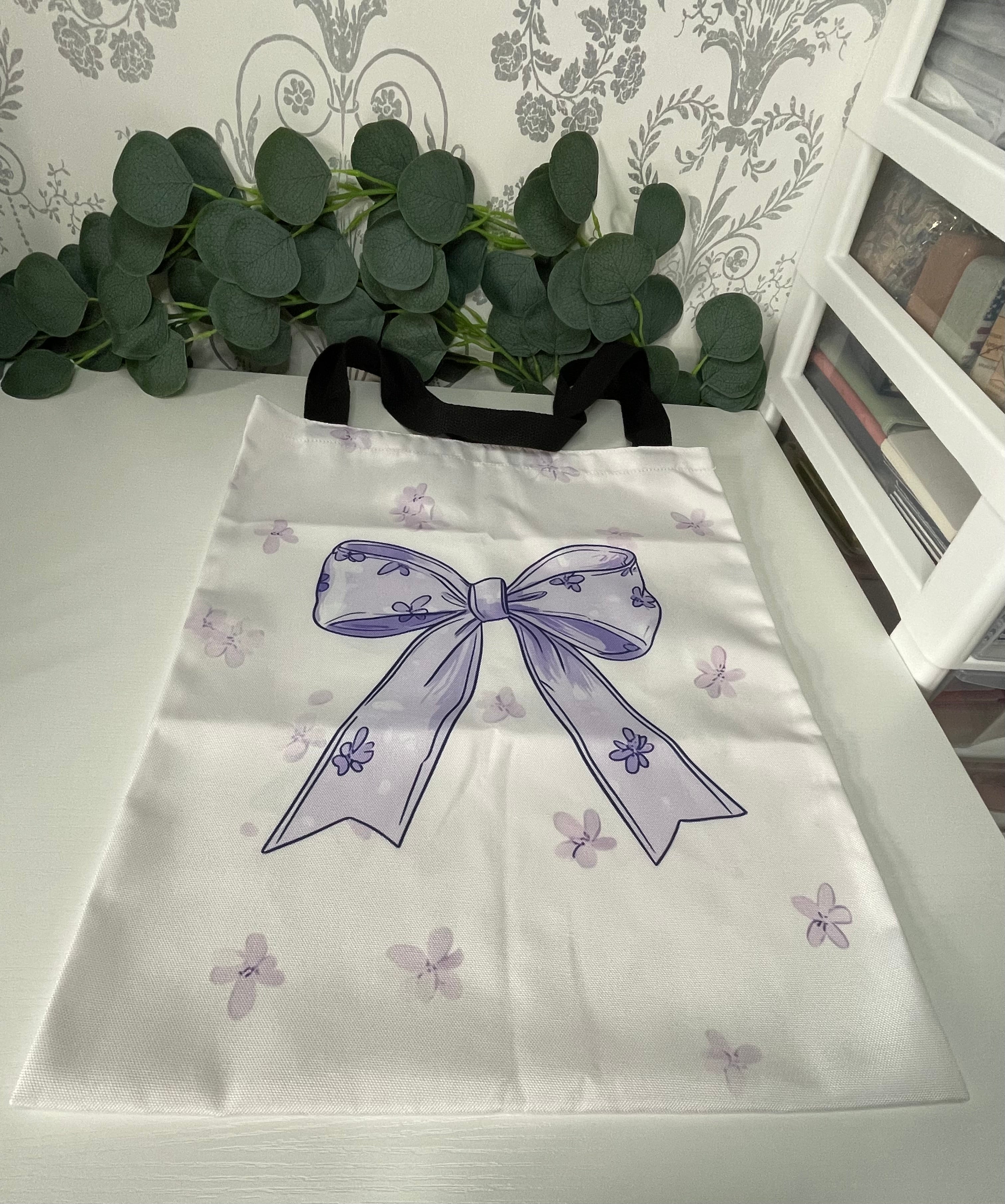 Bow, Hearts and Flowers Tote Bags