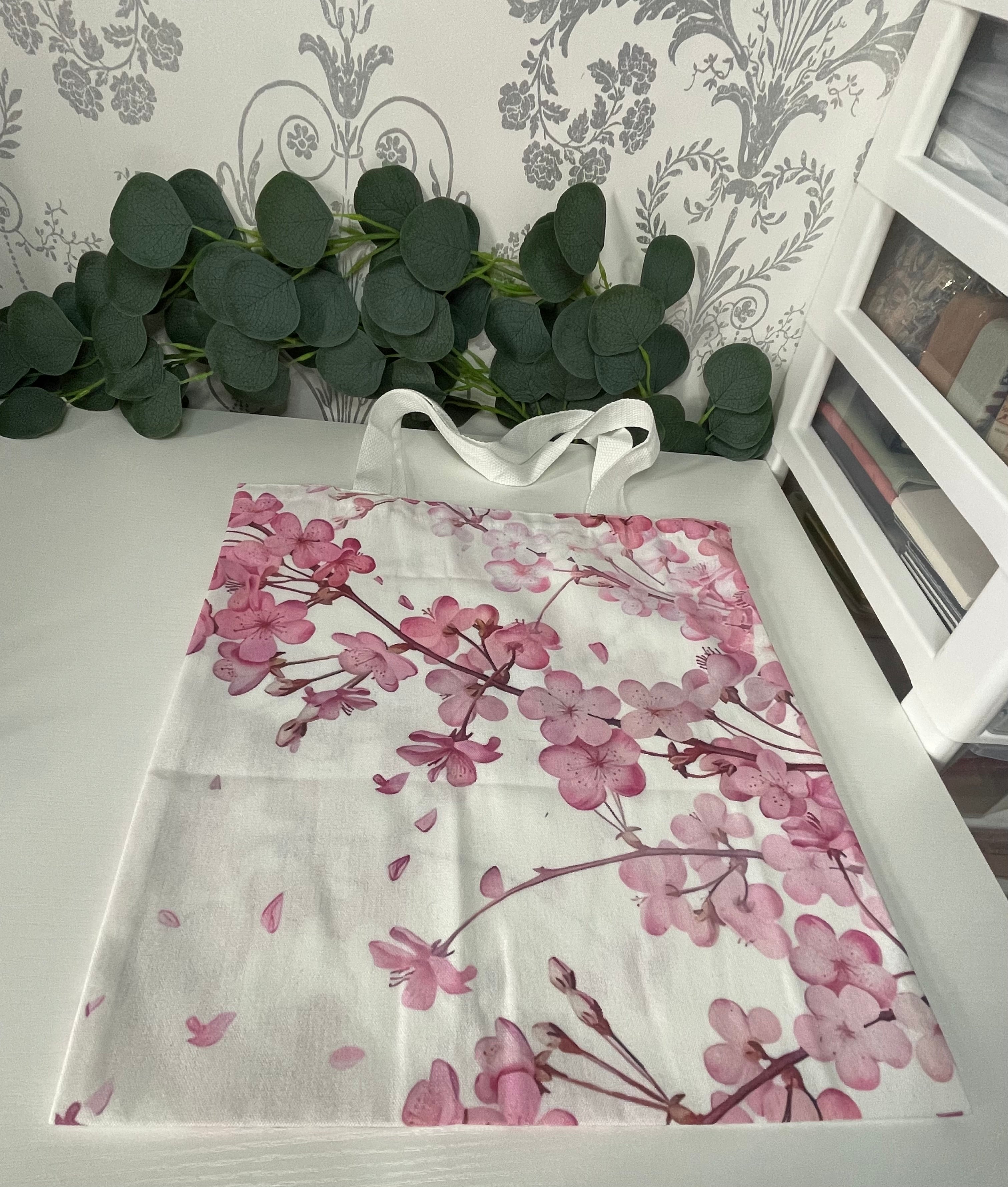 Bow, Hearts and Flowers Tote Bags