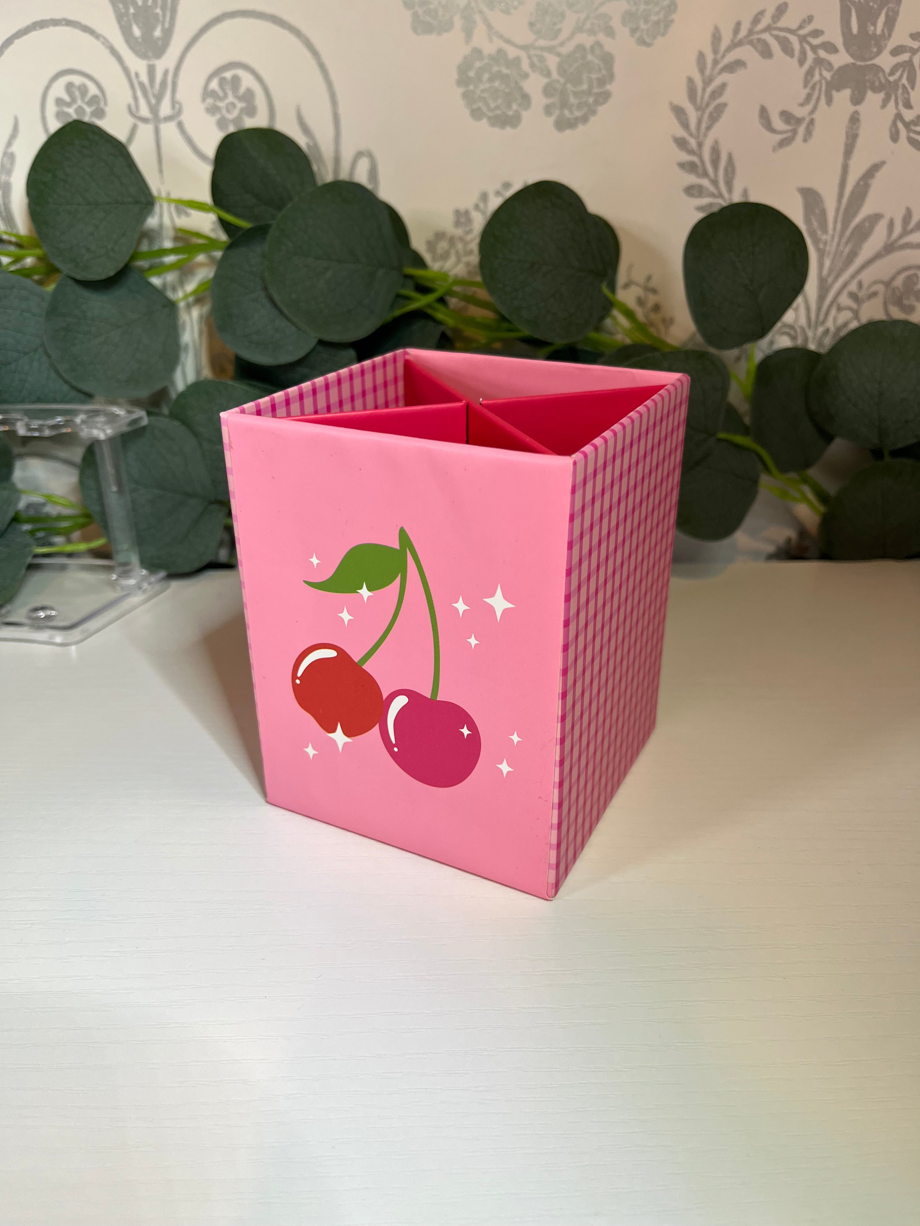 Pen pots
